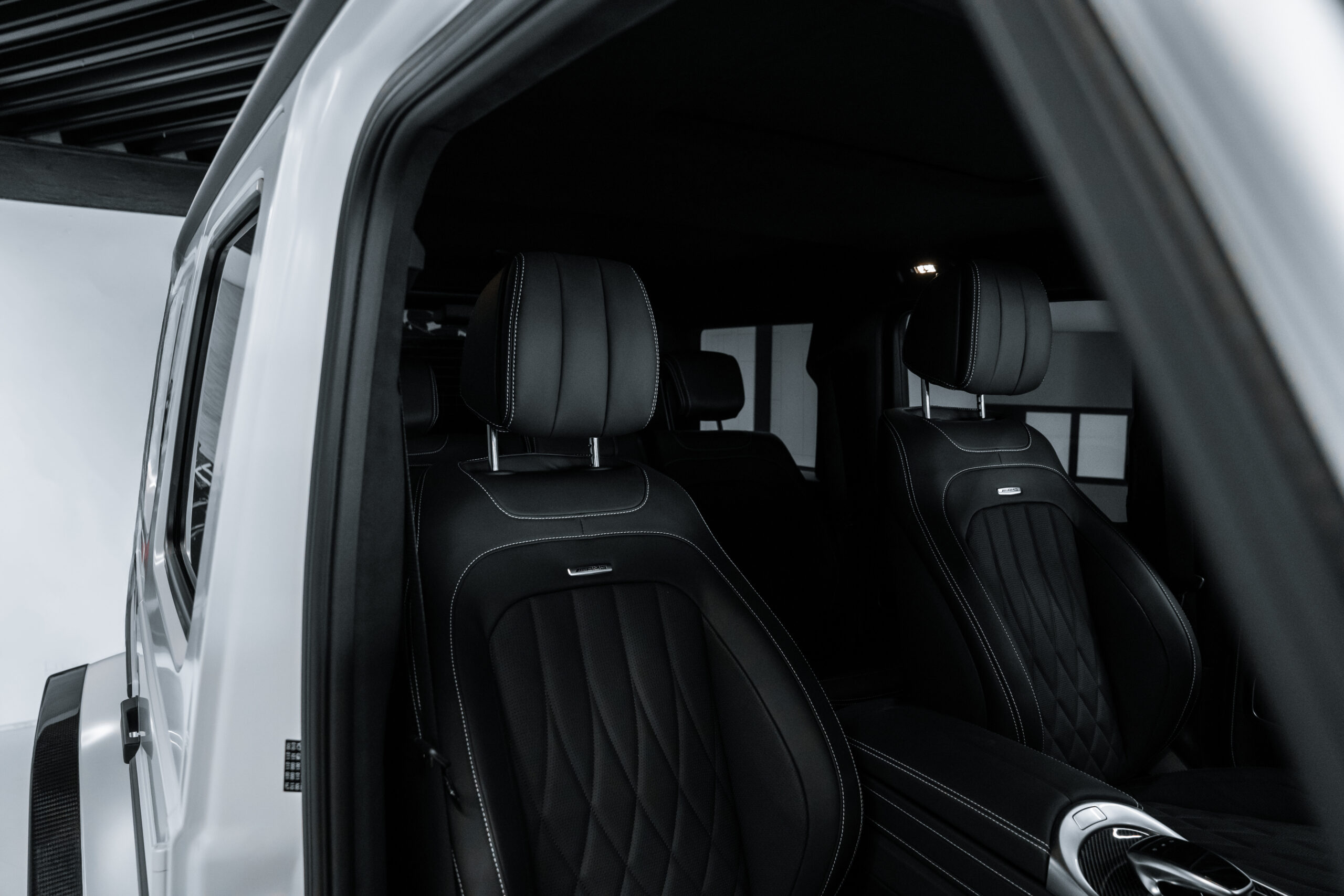 Mercedes-Benz Monnier — photo 19